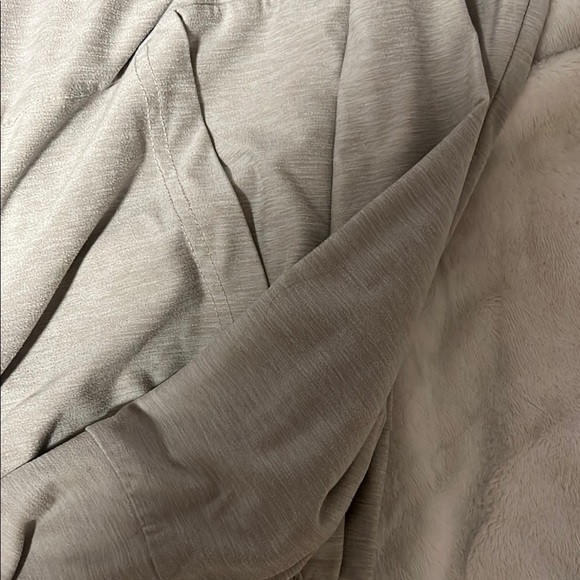 kyodan athletic cover up !! - Picture 2 of 4